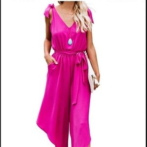 NWT bright pink flowing Pantsuit from Belongsci